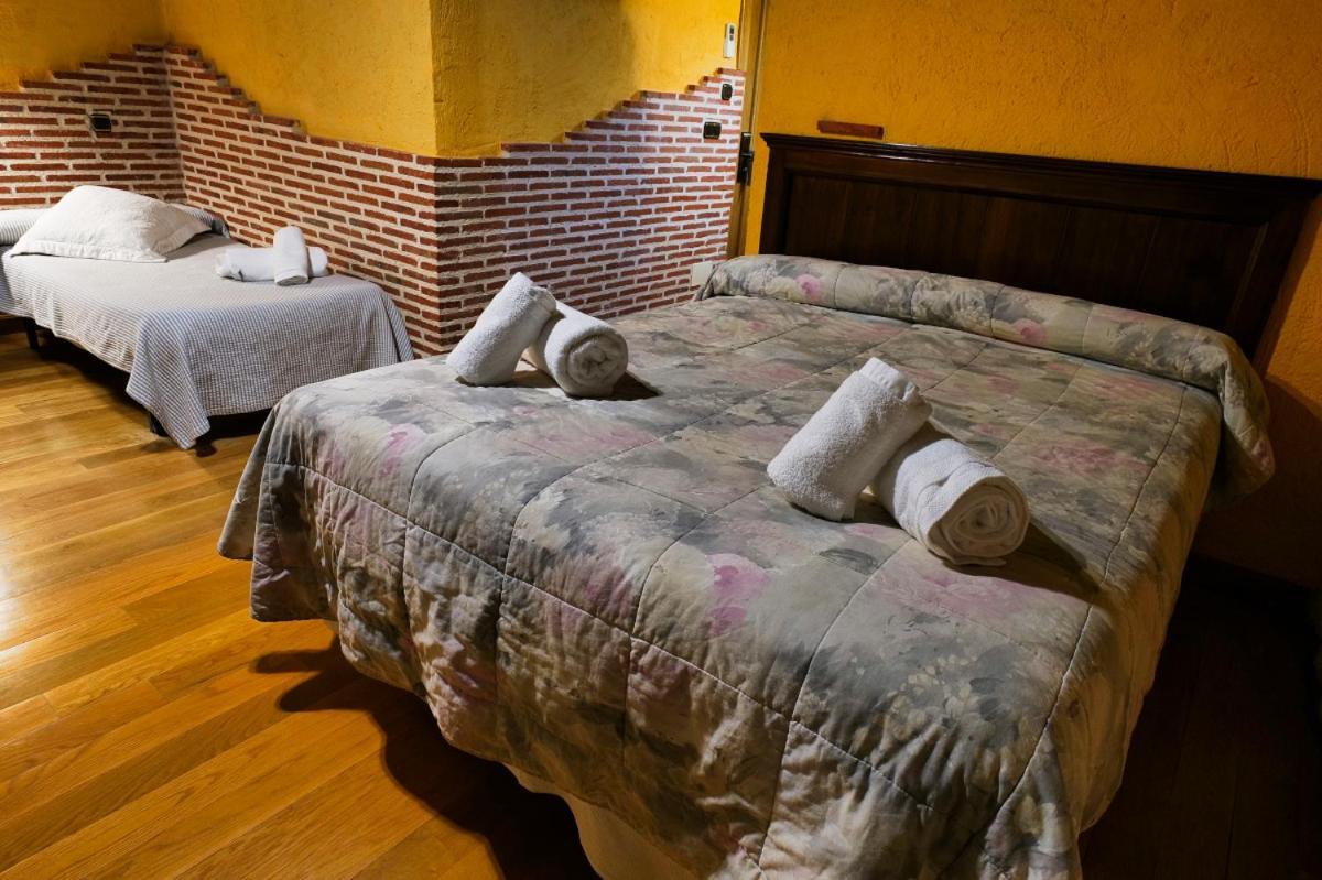 Affittacamere La Sinagoga Penaranda de Duero Esterno foto